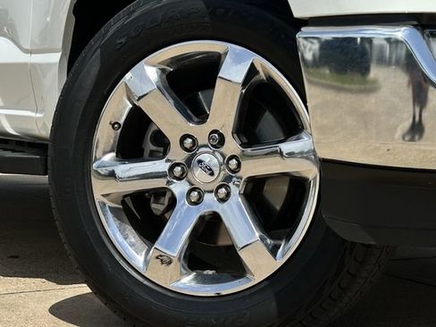 Used 2023 Ford F150 Lariat w/ Trailer Tow Package AWD/4WD image 10