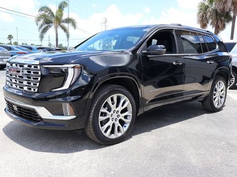 New 2026 GMC Acadia Denali w/ Super Cruise Package FWD image 4