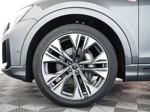 New 2026 Audi Q8 Prestige image 6