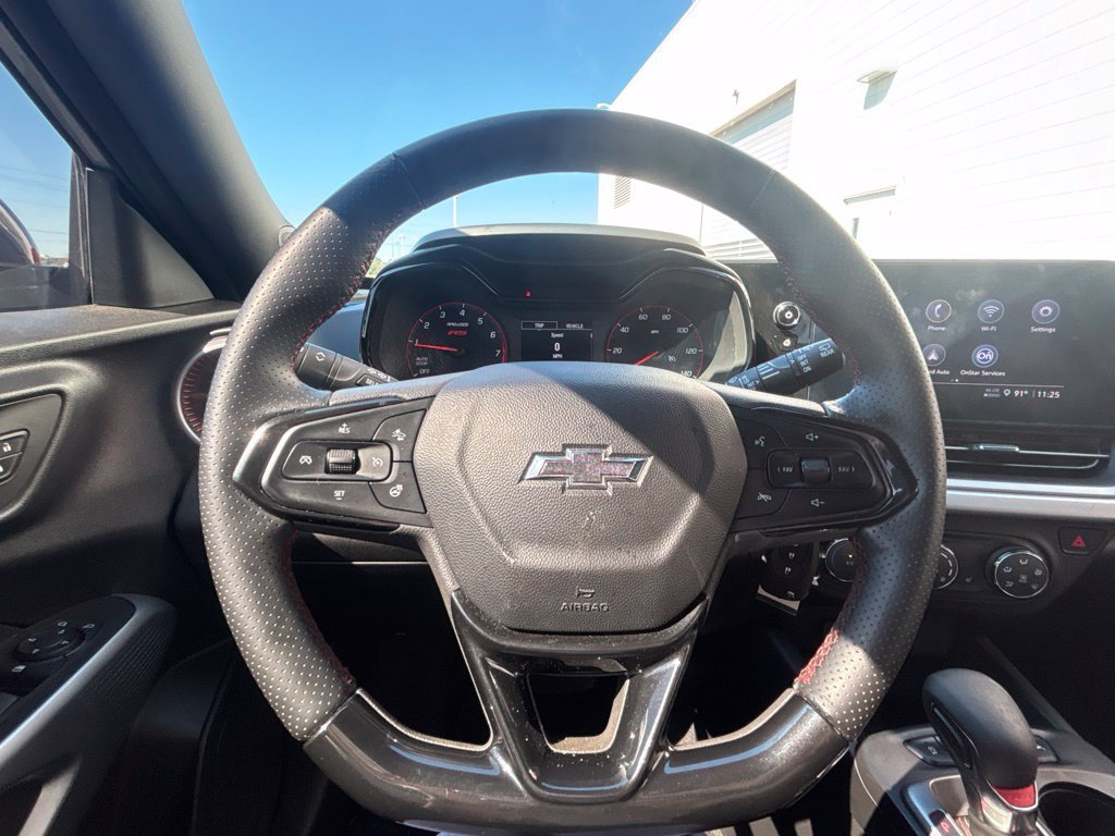 Used 2024 Chevrolet Trax RS FWD image 18
