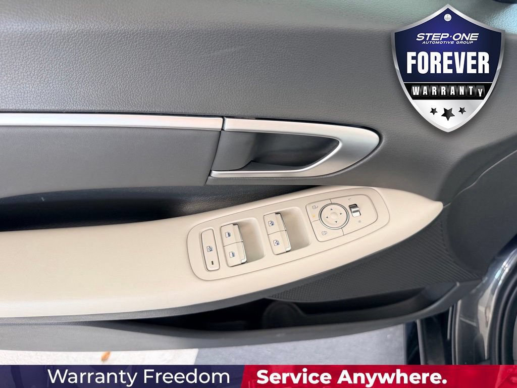 Used 2025 Hyundai Sonata SEL FWD image 11