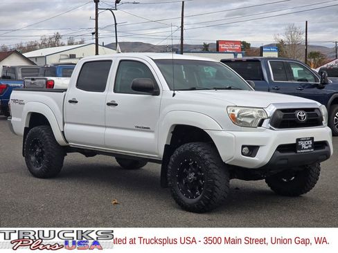 Used 2015 Toyota Tacoma TRD Pro image 7
