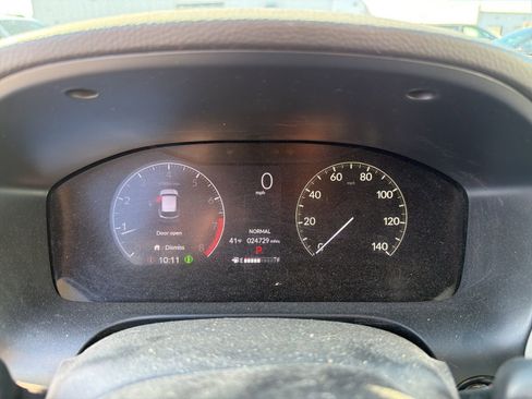 Used 2024 Honda HR-V LX image 13