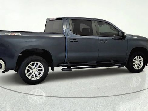 Used 2021 Chevrolet Silverado 1500 LT AWD/4WD image 9