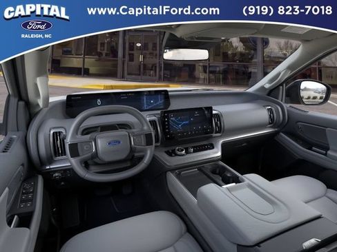New 2026 Ford Expedition Max Active AWD/4WD image 9