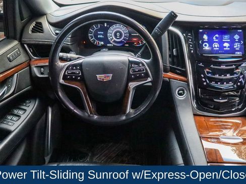 Used 2019 Cadillac Escalade Premium Luxury image 23