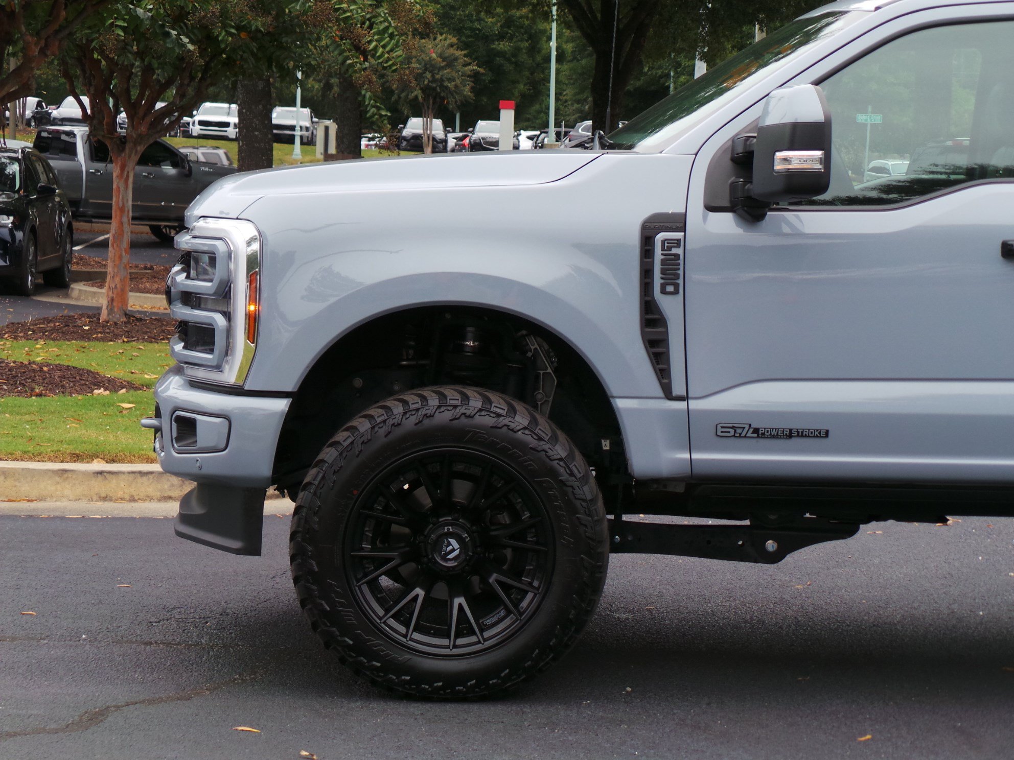 Used 2024 Ford F250 Platinum w/ FX4 Off-Road Package AWD/4WD image 27