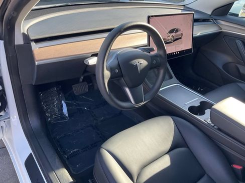 Used 2023 Tesla Model 3 Standard Range RWD image 6