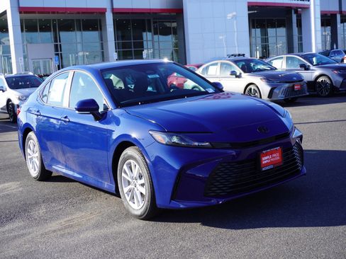 New 2026 Toyota Camry LE image 1
