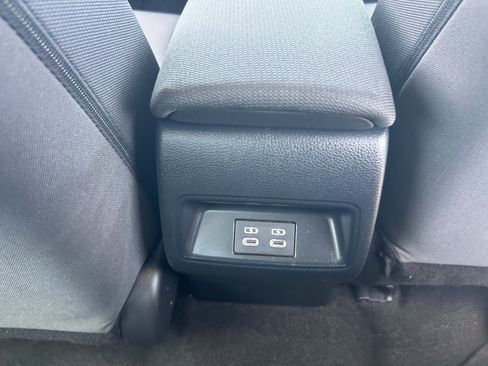 Used 2023 Toyota Corolla LE FWD image 14