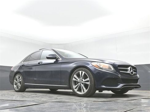 Used 2017 Mercedes-Benz C 300 Sedan image 27