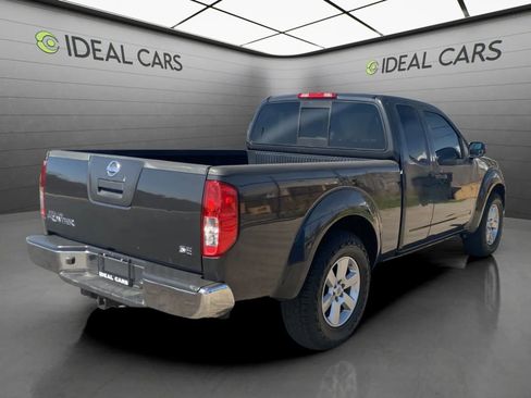 Used 2010 Nissan Frontier SE w/ SE Value Truck Pkg RWD image 5