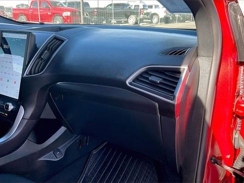 Used 2024 Ford Edge ST-Line image 16