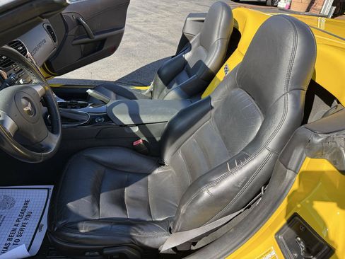 Used 2008 Chevrolet Corvette Convertible RWD image 17
