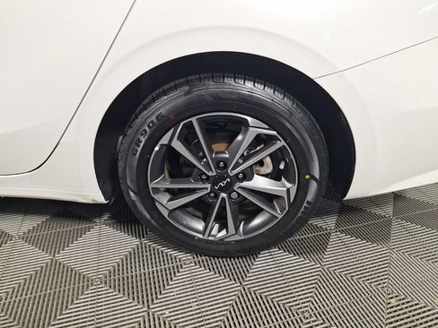Used 2024 Kia Forte LXS FWD image 22