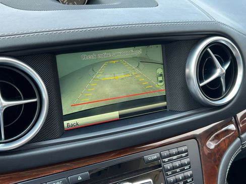 Used 2015 Mercedes-Benz SL 65 AMG image 25