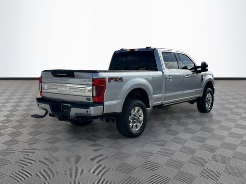 Used 2022 Ford F250 Platinum w/ FX4 Off-Road Package AWD/4WD image 5