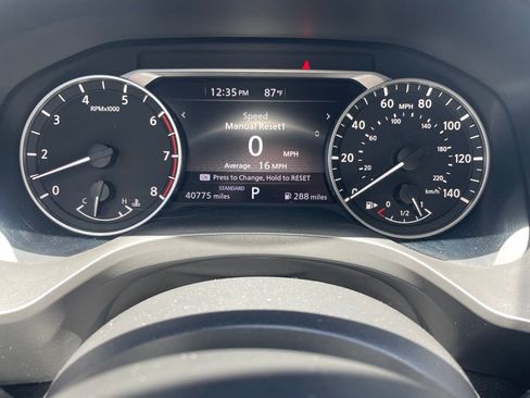 Certified 2023 Nissan Rogue SV FWD image 7