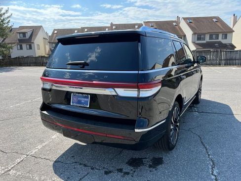 Used 2023 Lincoln Navigator Black Label image 10