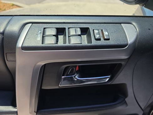Used 2022 Toyota 4Runner SR5 Premium w/ Moonroof Package RWD image 16
