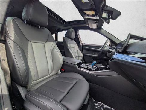 Used 2023 BMW i4 eDrive35 w/ Premium Package image 19