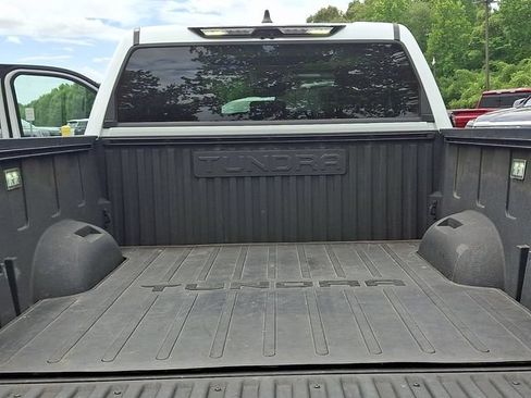 Used 2024 Toyota Tundra Limited AWD/4WD image 29