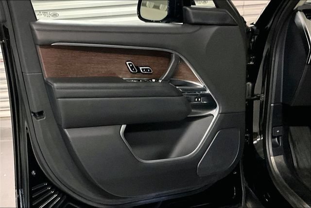 Certified 2023 Land Rover Range Rover SE AWD/4WD image 26