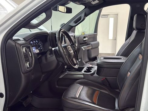 Used 2022 GMC Sierra 3500 AT4 w/ AT4 Preferred Package image 12