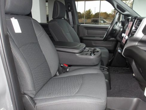 New 2026 RAM 2500 Tradesman image 18