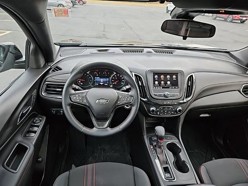 Used 2024 Chevrolet Equinox RS image 9