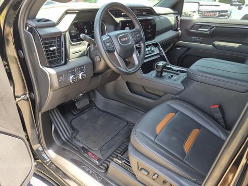 Certified 2023 GMC Sierra 1500 AT4 w/ AT4 Premium Package AWD/4WD image 13