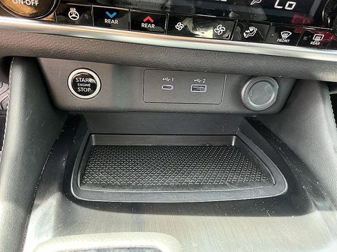 Certified 2023 Nissan Rogue SL w/ SL Premium Package image 21