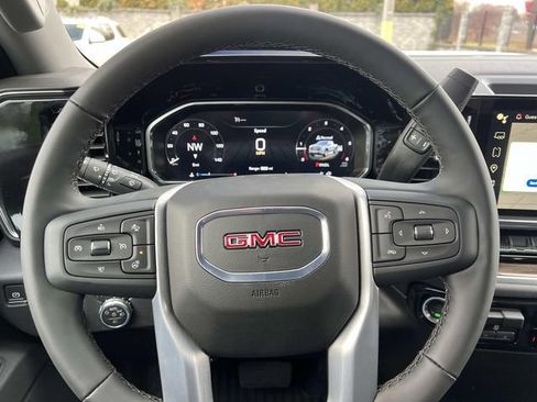 New 2026 GMC Sierra 1500 Elevation image 19