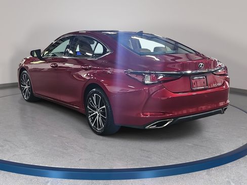 Used 2024 Lexus ES 350 w/ Premium Package FWD image 7