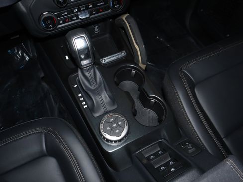 New 2026 Ford Bronco Badlands AWD/4WD image 30