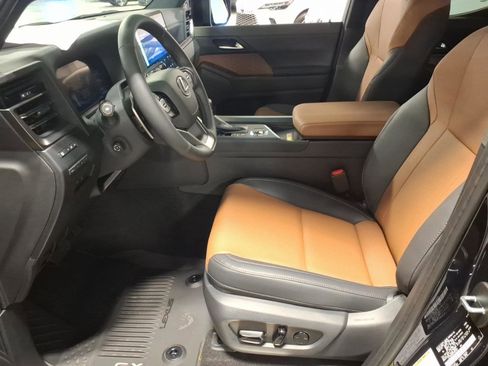 New 2026 Lexus GX 550 image 5