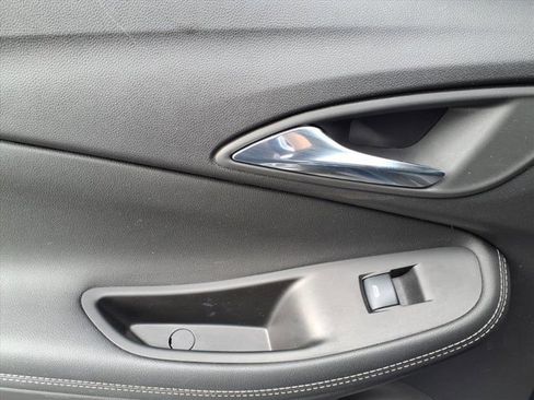 Used 2023 Buick Encore GX Select image 14