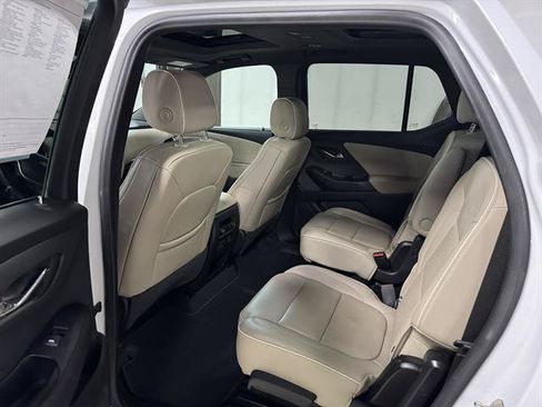 Certified 2022 Chevrolet Traverse Premier AWD/4WD image 13