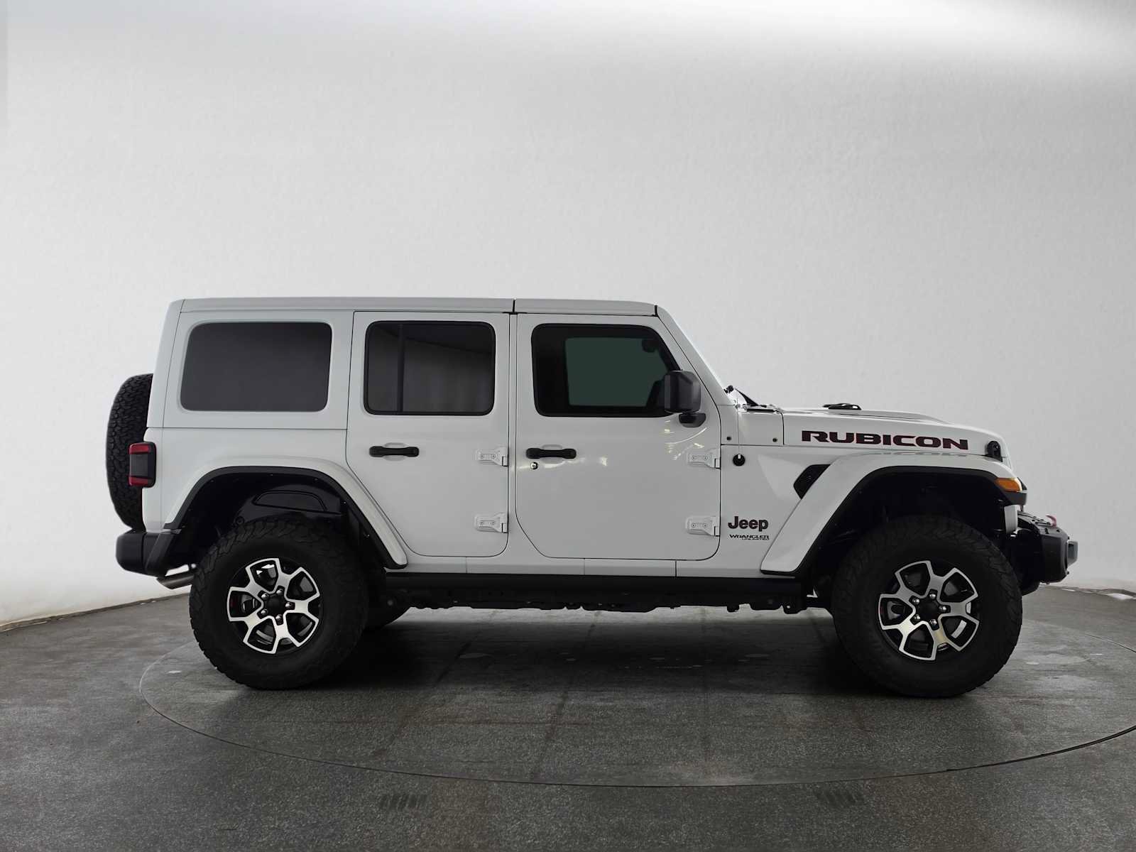 Used 2022 Jeep Wrangler Unlimited Rubicon w/ Steel Bumper Group AWD/4WD image 2