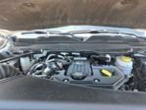 Used 2026 RAM 2500 Laramie AWD/4WD image 10