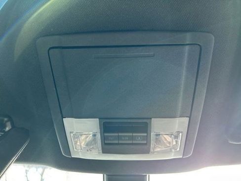 Used 2019 Ford Explorer Sport image 36