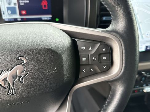 Used 2022 Ford Bronco Wildtrak image 27