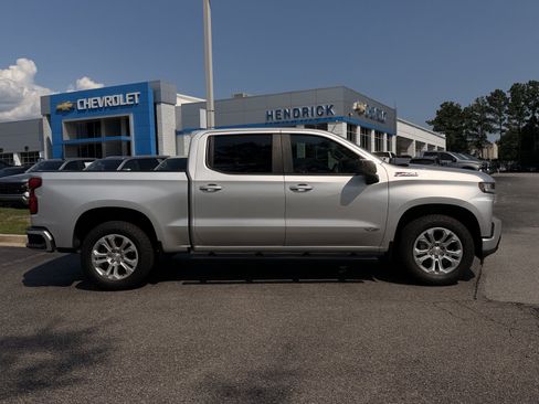 Used 2020 Chevrolet Silverado 1500 RST AWD/4WD image 14