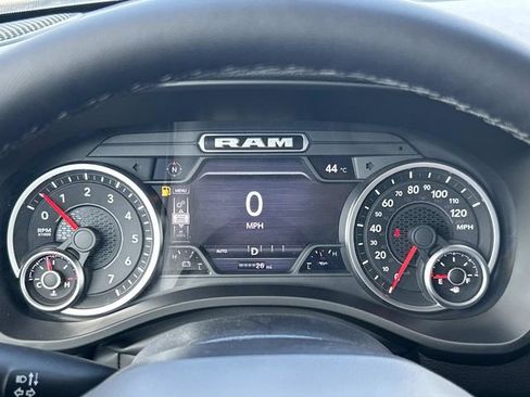 New 2027 RAM 1500 4x4 Crew Cab image 33