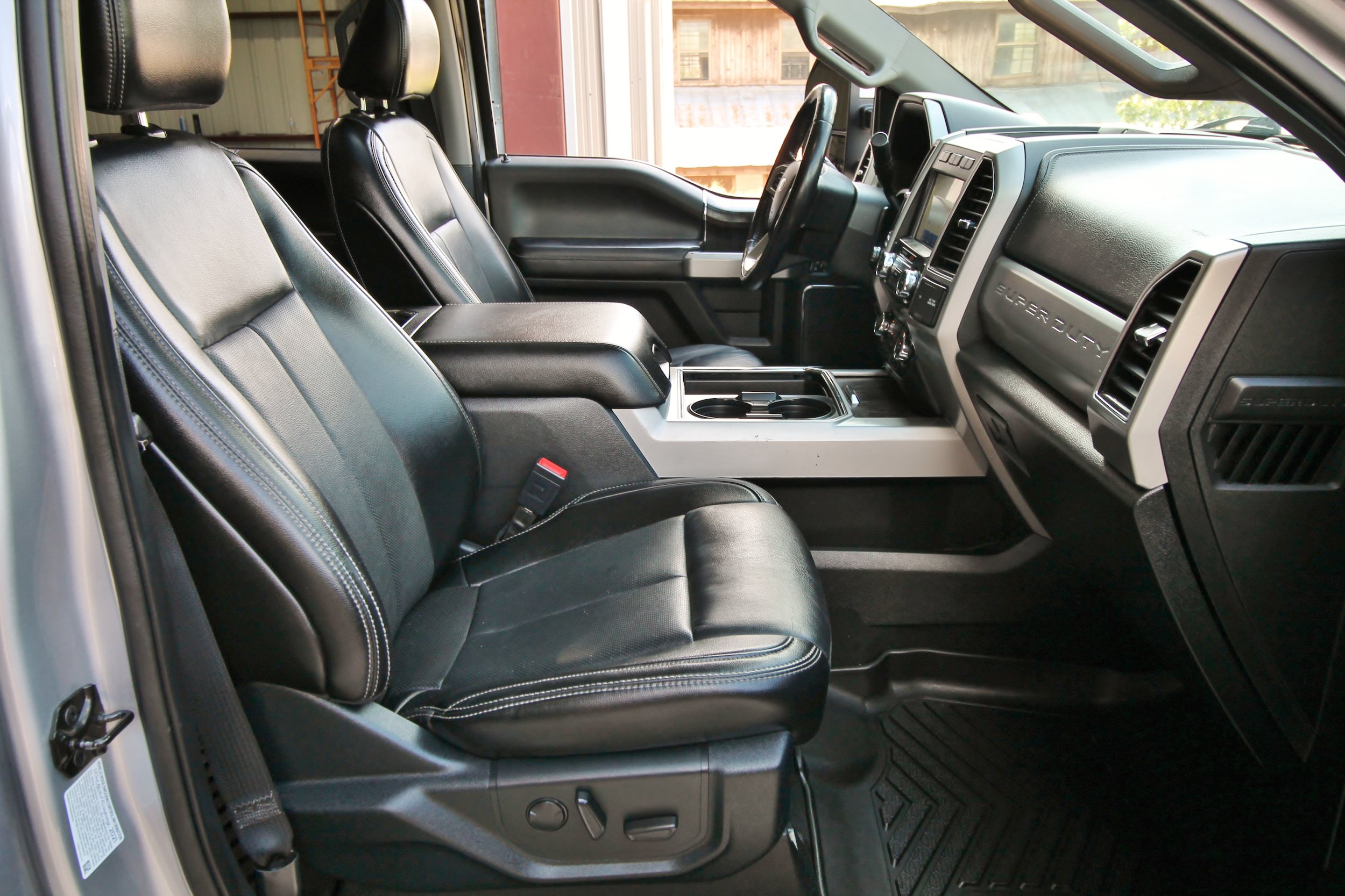 Used 2021 Ford F350 Lariat w/ Lariat Ultimate Package AWD/4WD image 41