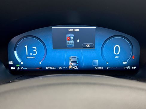 Used 2023 Ford Escape ST-Line Elite AWD/4WD image 13