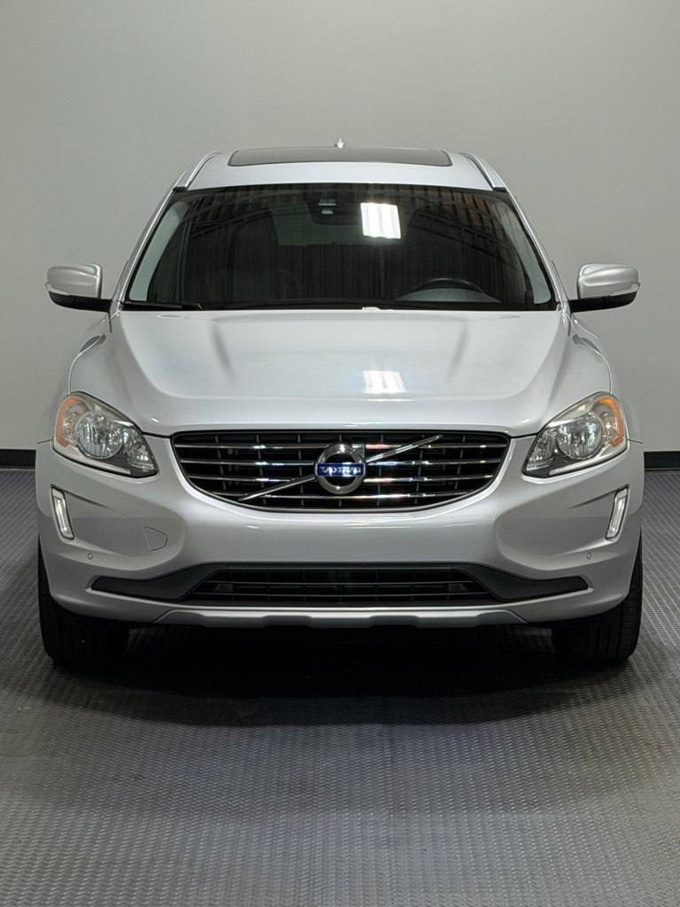 Used 2016 Volvo XC60 T5 Premier w/ Proximity Package AWD/4WD image 3