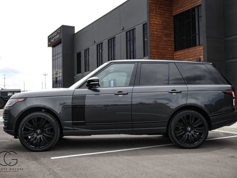 Used 2022 Land Rover Range Rover P525 Westminster Edition AWD/4WD image 9