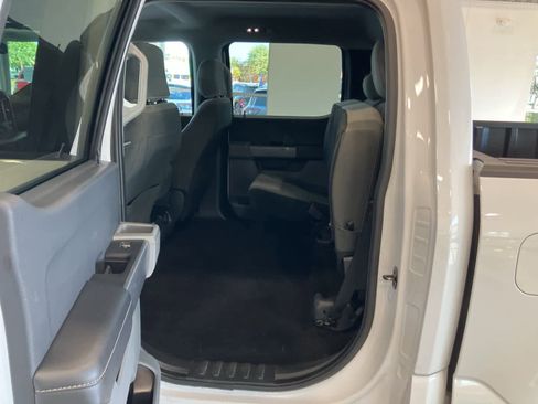 Used 2022 Ford F150 XLT w/ Trailer Tow Package image 29