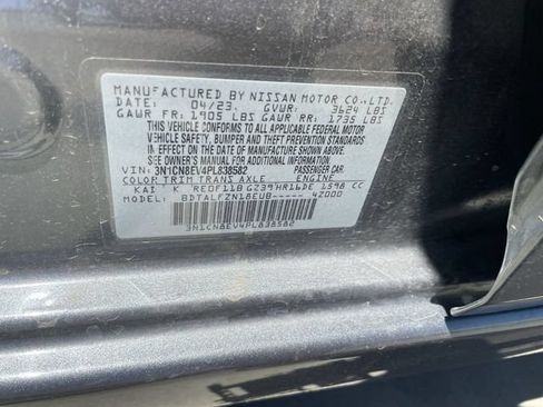 Used 2023 Nissan Versa SV FWD image 32